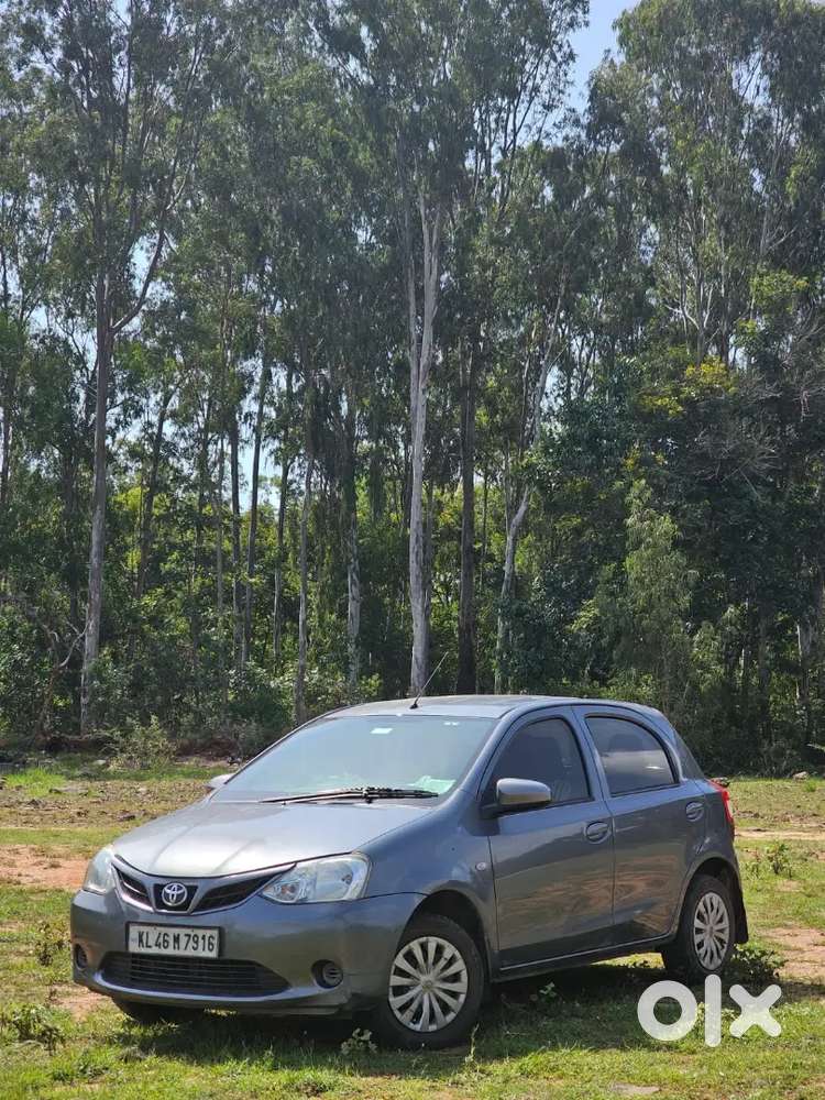 Toyota Etios Liva 2015 Petrol Well Maintained