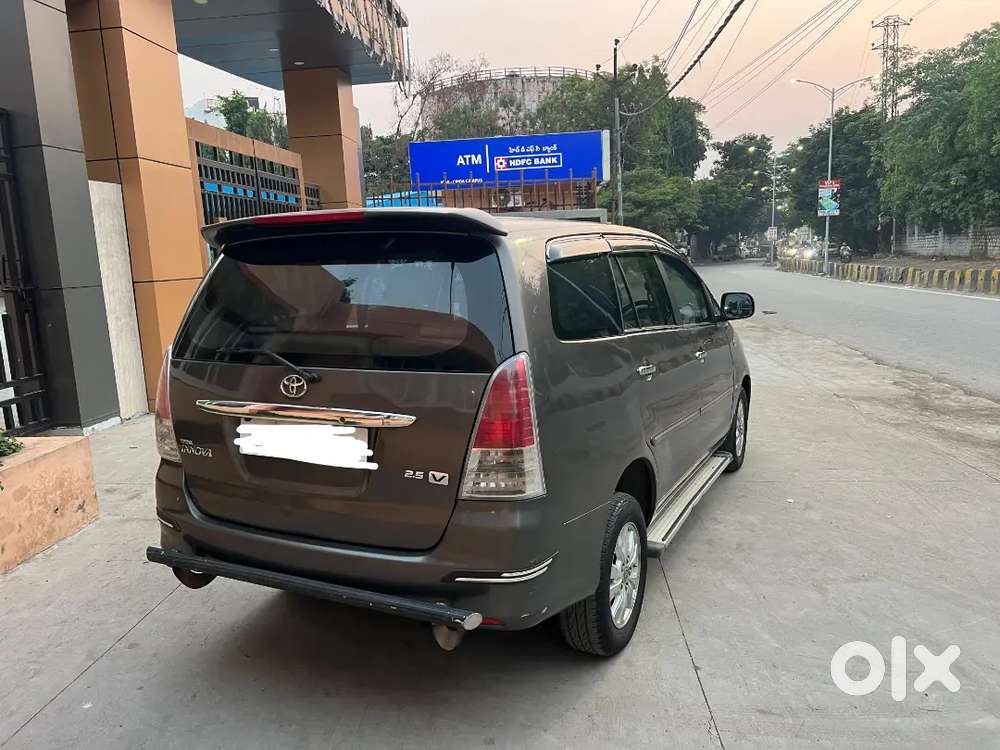 Toyota Innova 2.5 V 2009