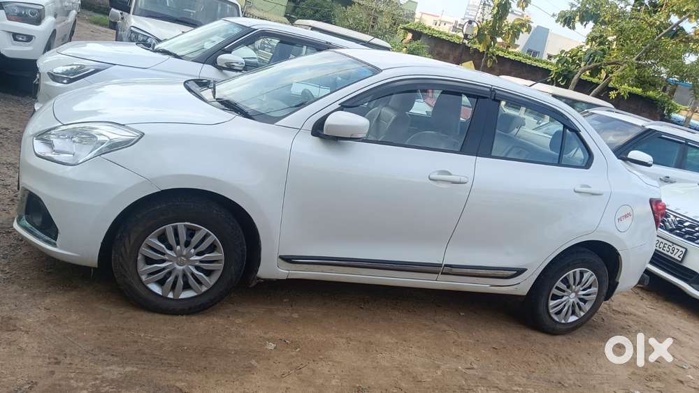 Maruti Suzuki Swift Dzire 1.3 Vxi, 2025, Petrol