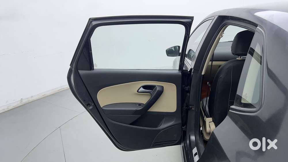 Volkswagen Polo 2009-2013 Petrol Highline 1.2l, 2015, Petrol
