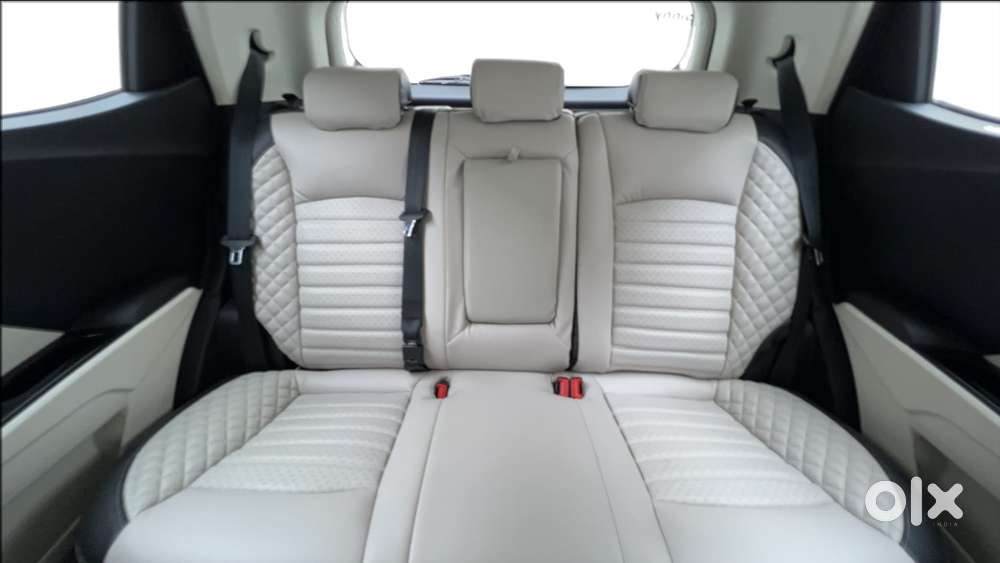 Mahindra Xuv 3xo Ax5 Ds Mt, 2025, Diesel