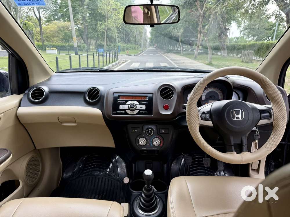 Honda Brio S (o) Mt, 2013, Petrol