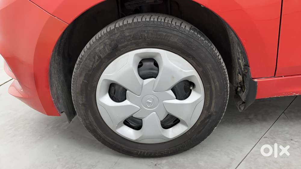 Tata Tiago 1.2 Revotron Xt Option, 2020, Petrol