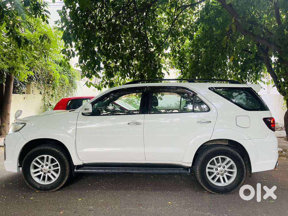 Toyota Fortuner, 2012, Diesel
