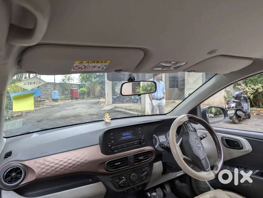 Hyundai Aura 2022 Cng & Hybrids Well Maintained