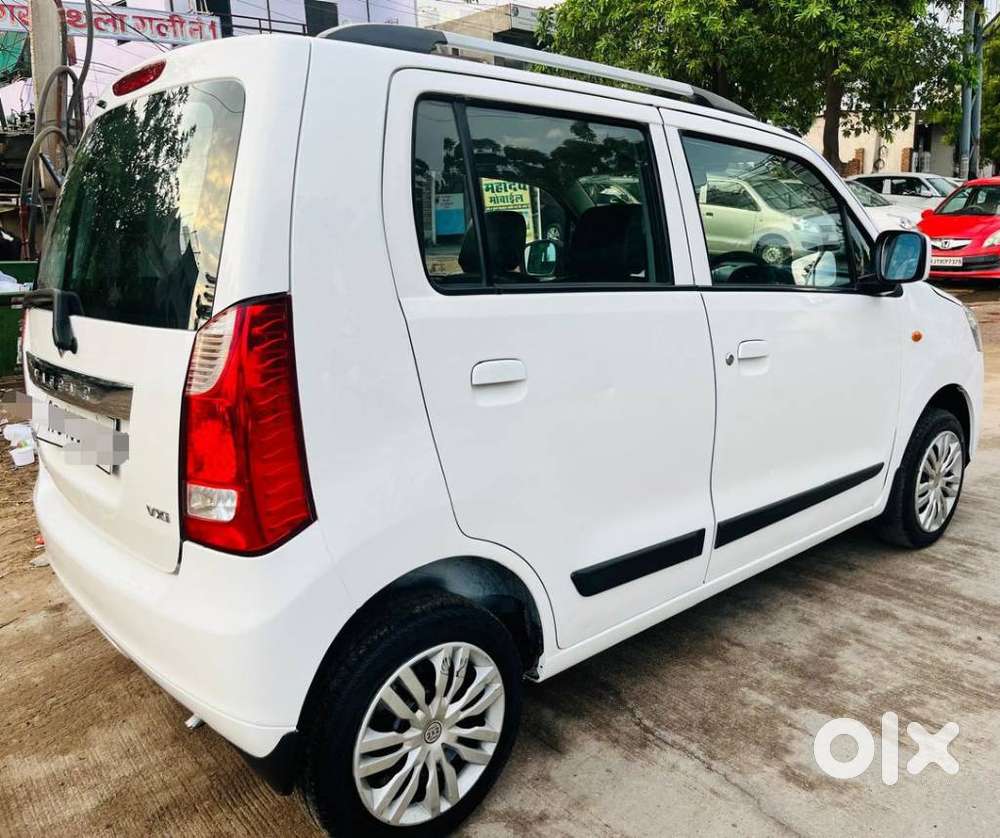 Maruti Suzuki Wagon R 1.0 Vxi (o), 2016, Petrol
