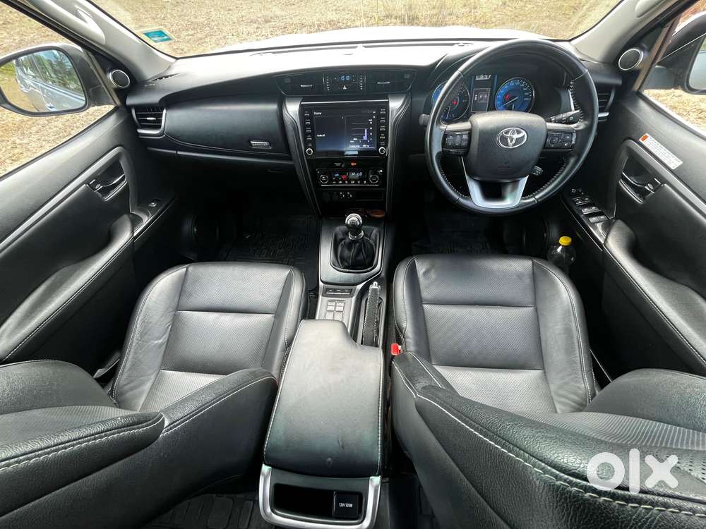 Toyota Fortuner 4x2 Mt 2.8 Diesel, 2021, Diesel
