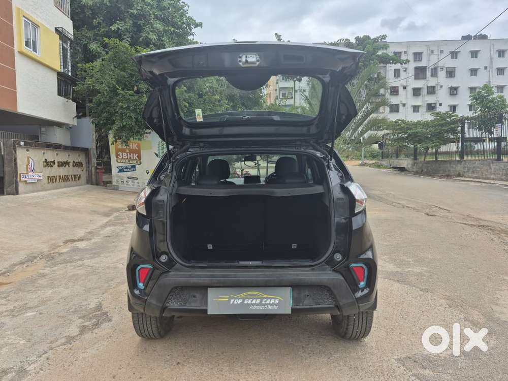 Tata Nexon Ev Xz Plus Dark Edition, 2022, Electric