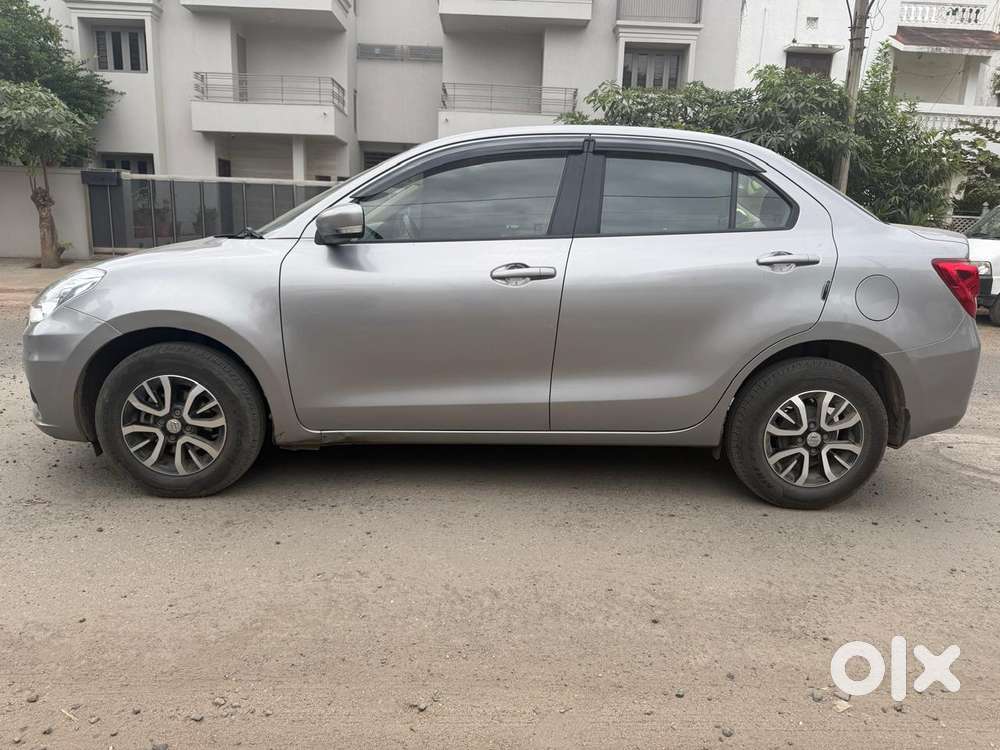 Maruti Suzuki Dzire 1.2 Vxi, 2022, Petrol