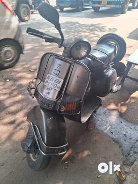 Olx bajaj chetak hotsell
