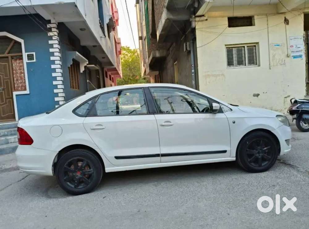 Skoda Rapid 1.5 Tdi 2013