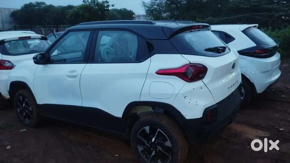 Car Booking Ke Liye Sampark Kre