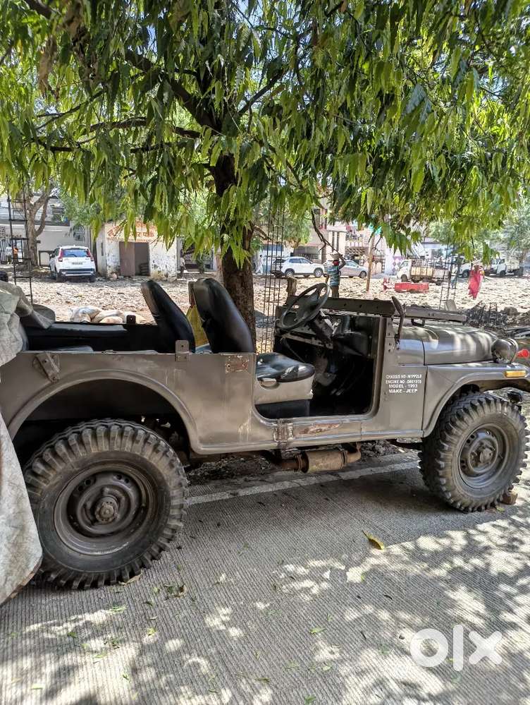 Mahindra Jeep 1993