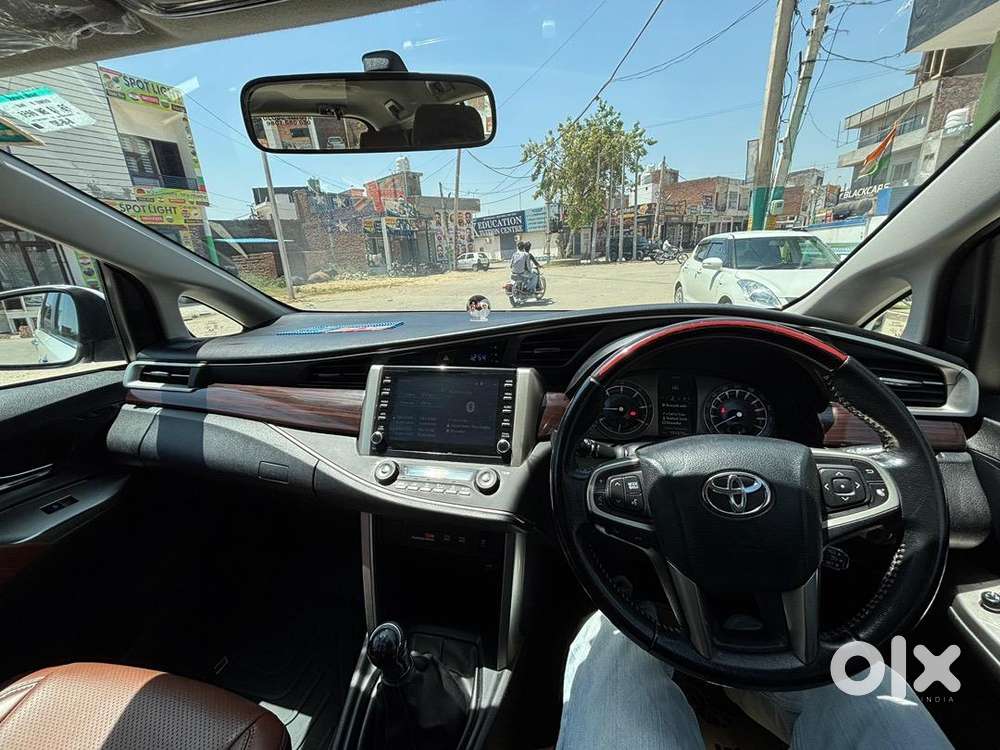 Toyota Innova Crysta 2021 Diesel Well Maintained