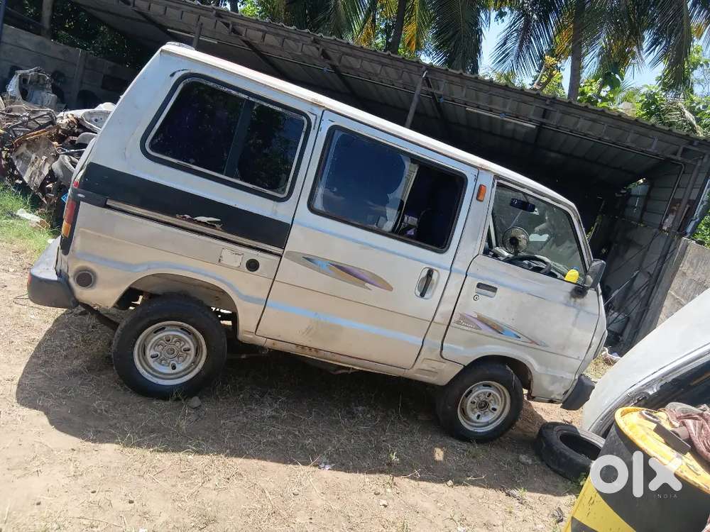 Maruti Suzuki Omni 2010