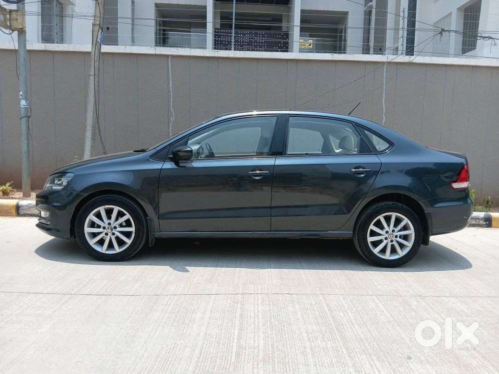 Volkswagen Vento 1.2 Tsi Highline At, 2017, Petrol