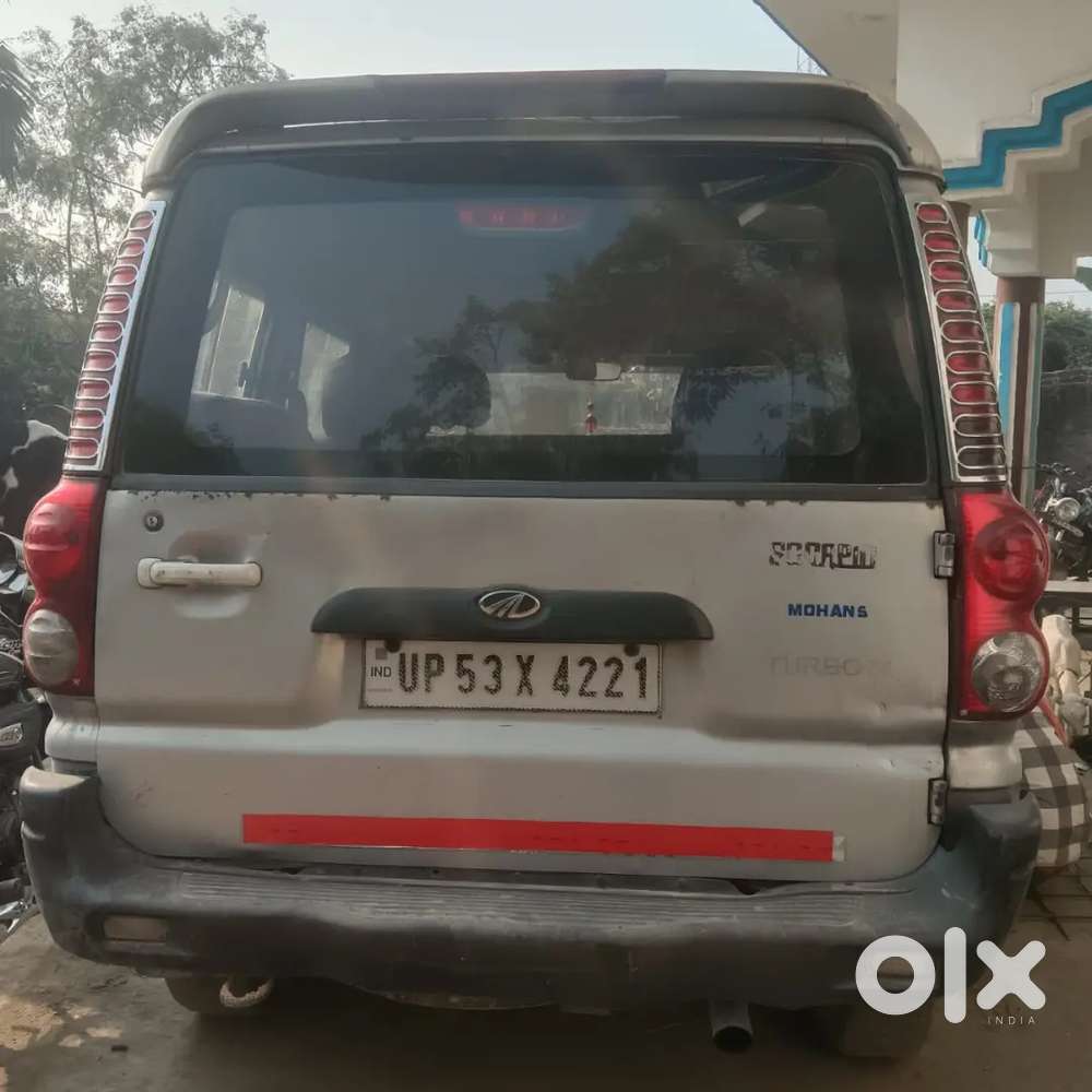 Mahindra Renault Logan 2005 Diesel 200000 Km Driven0