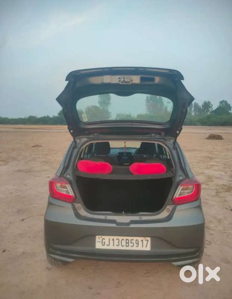 Tata Tiago 2023 Petrol 20000 Km Driven