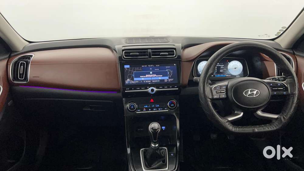 Hyundai Alcazar Platinum 7 Str 1.5 Turbo Petrol Adventure, 2023, Pet..
