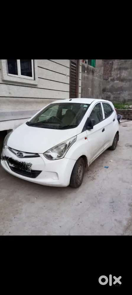 Hyundai Eon 2017 Petrol 72000 Km Driven