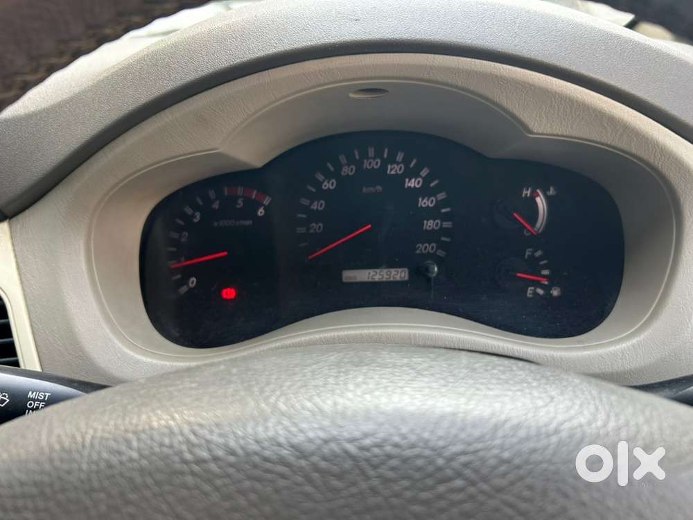 Toyota Innova Diesel 2011