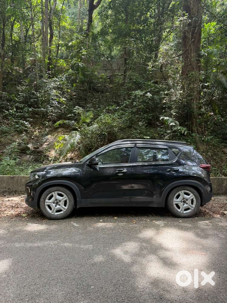 Kia Sonet Petrol 2022