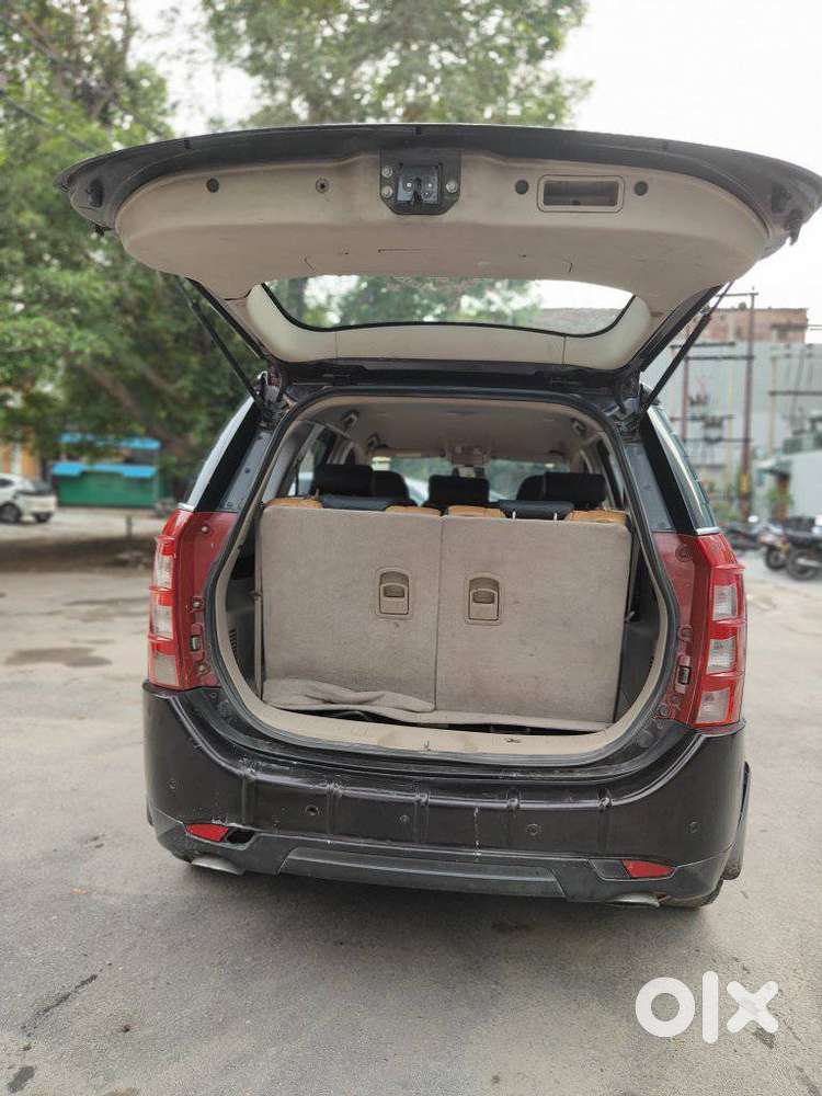 Mahindra Xuv500, 2016