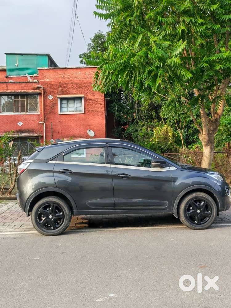 Tata Nexon 1.5 Revotorq Xt, 2018, Petrol