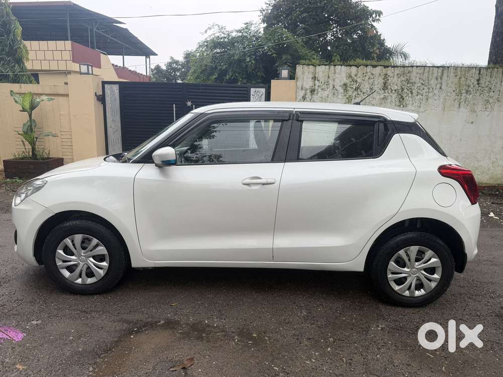 Maruti Suzuki Swift Vxi + Manual, 2019, Petrol