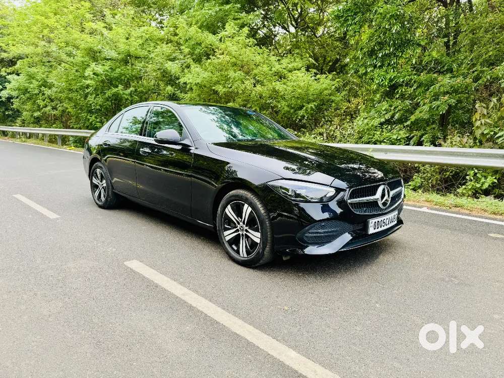 Mercedes-benz C-200 2025 Petrol 15500 Kms Driven