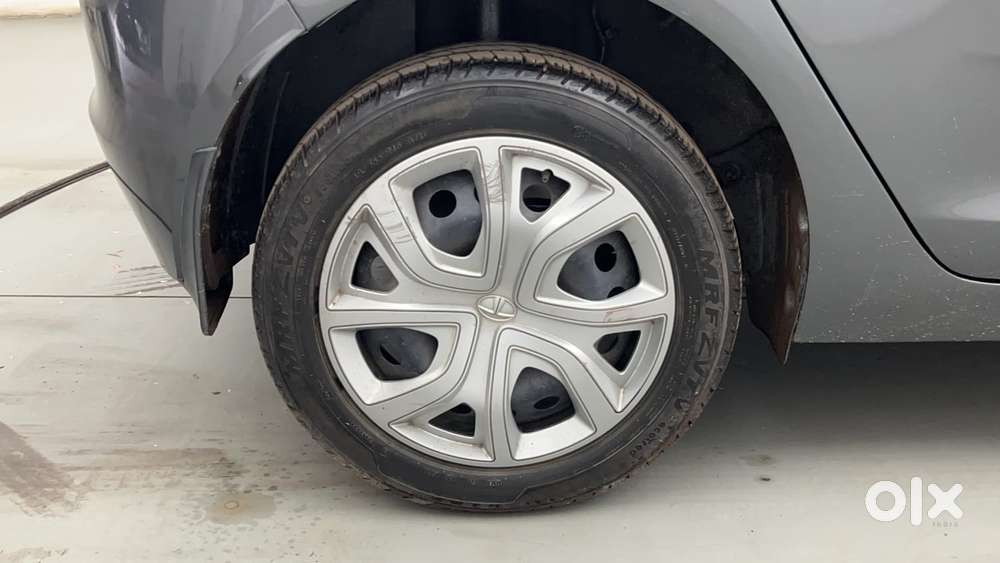 Tata Altroz 1.2 Xt, 2022, Petrol