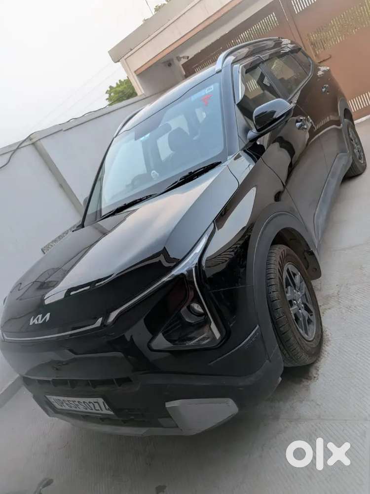 Kia Carens Clavis 2025