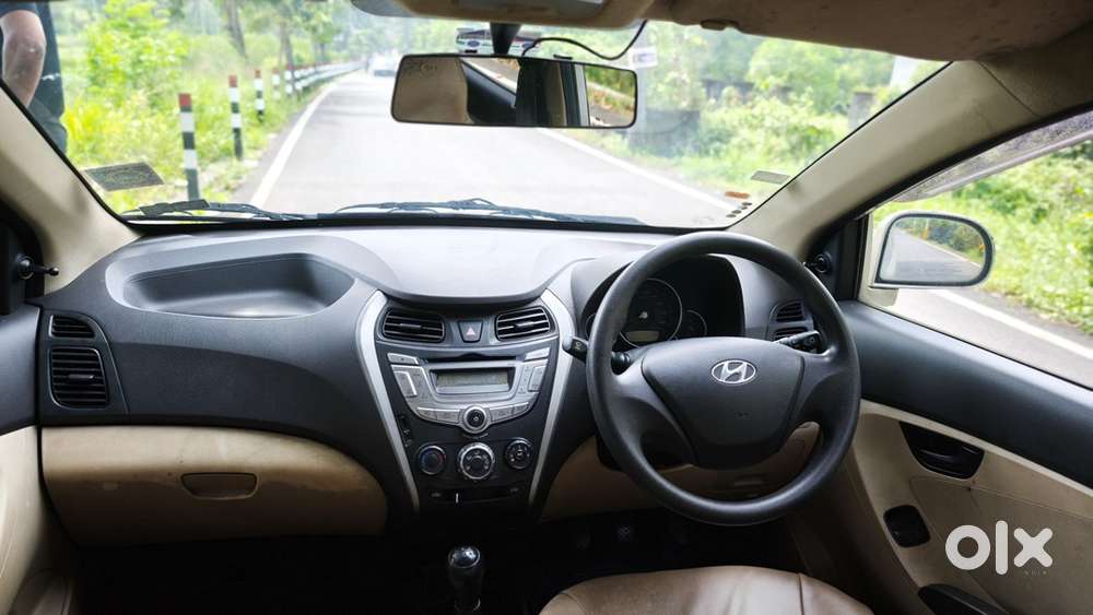 Hyundai Eon Magna 2012