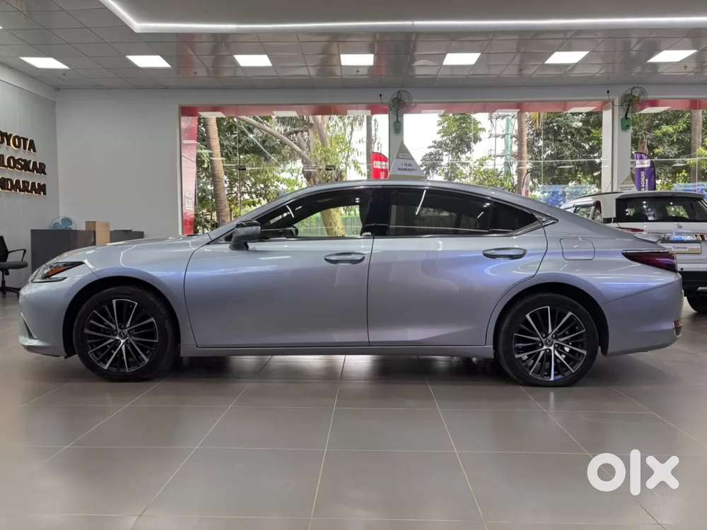 Lexus Es, 2023, Petrol
