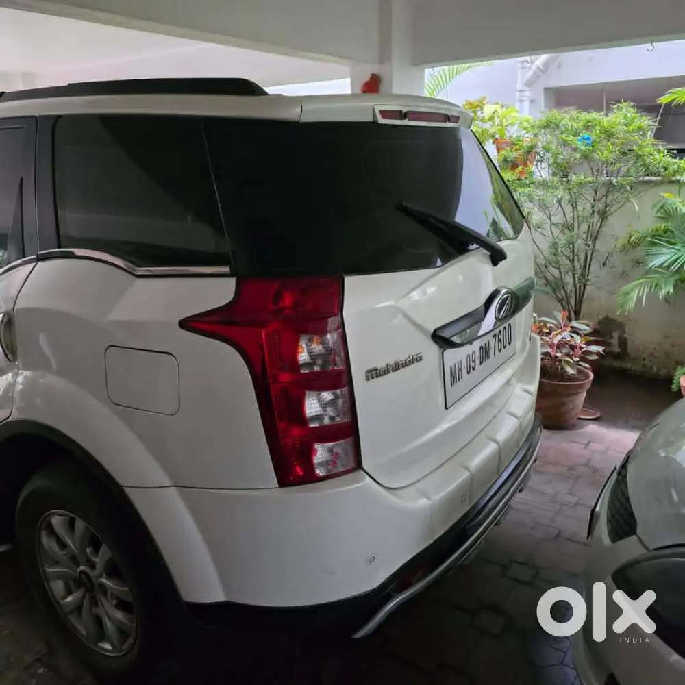 Xuv 500 W10 Sunroof Diesel Top Condition