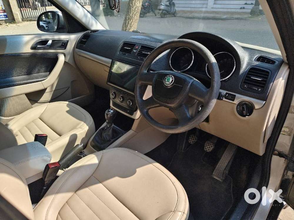 Skoda Yeti Elegance 4x2, 2013, Diesel