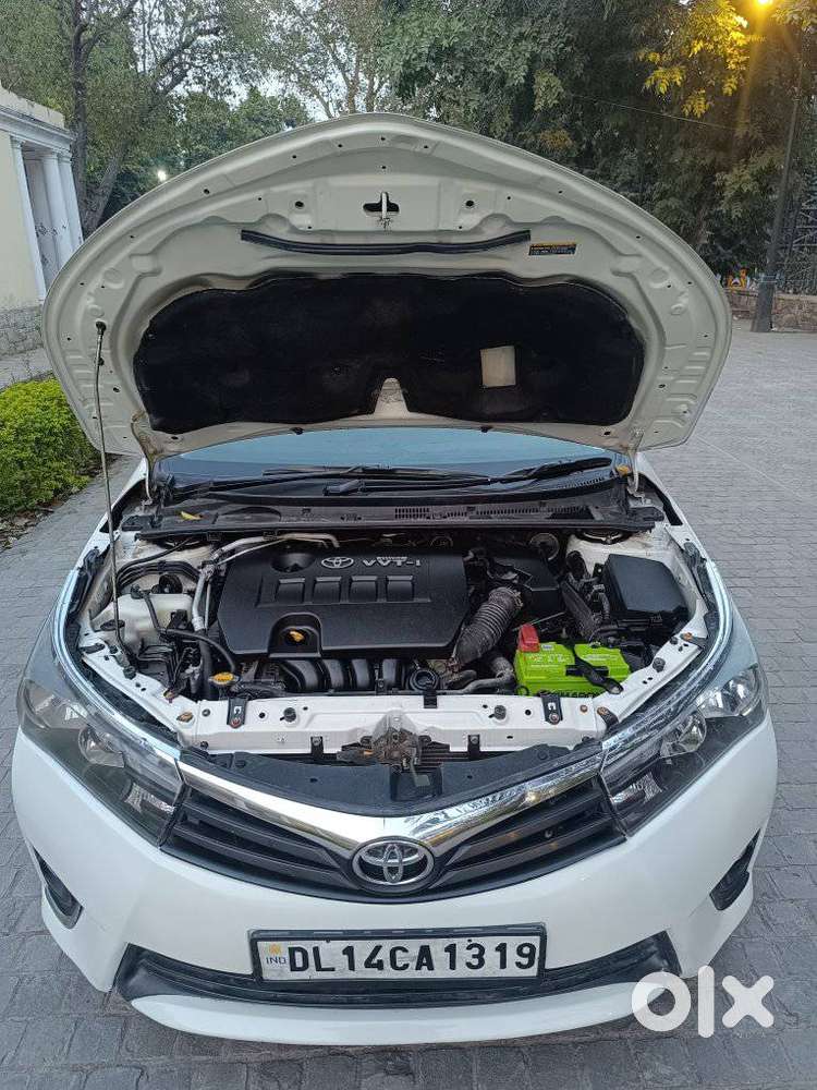 Toyota Corolla Altis 1.8 J, 2015, Petrol