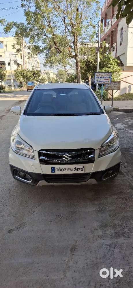 Maruti Suzuki S-cross 2017 Diesel Well Maintained