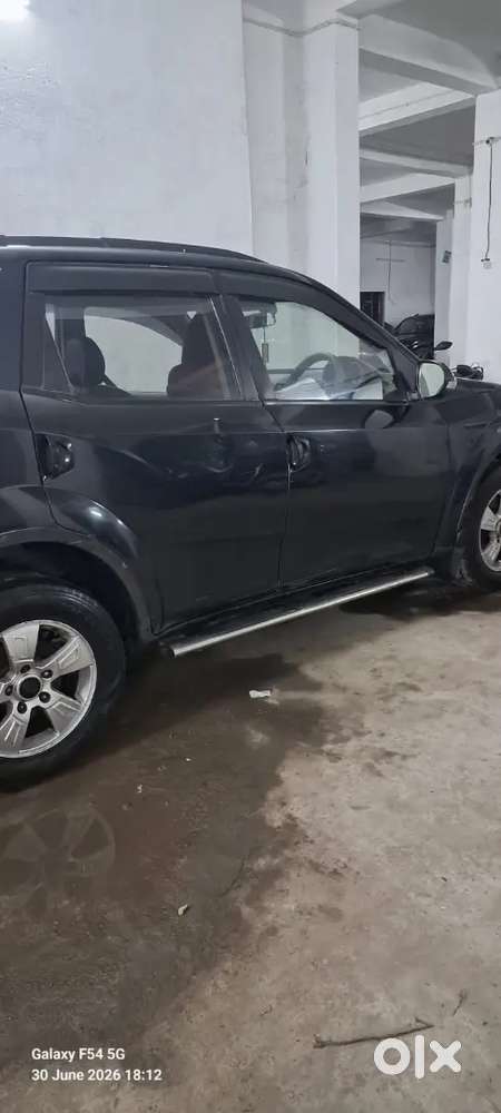 Mahindra Xuv500 W8 2014 Year
