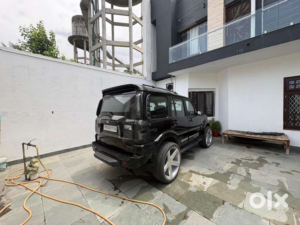 Mahindra Scorpio Classic 2025 Diesel Well Maintained