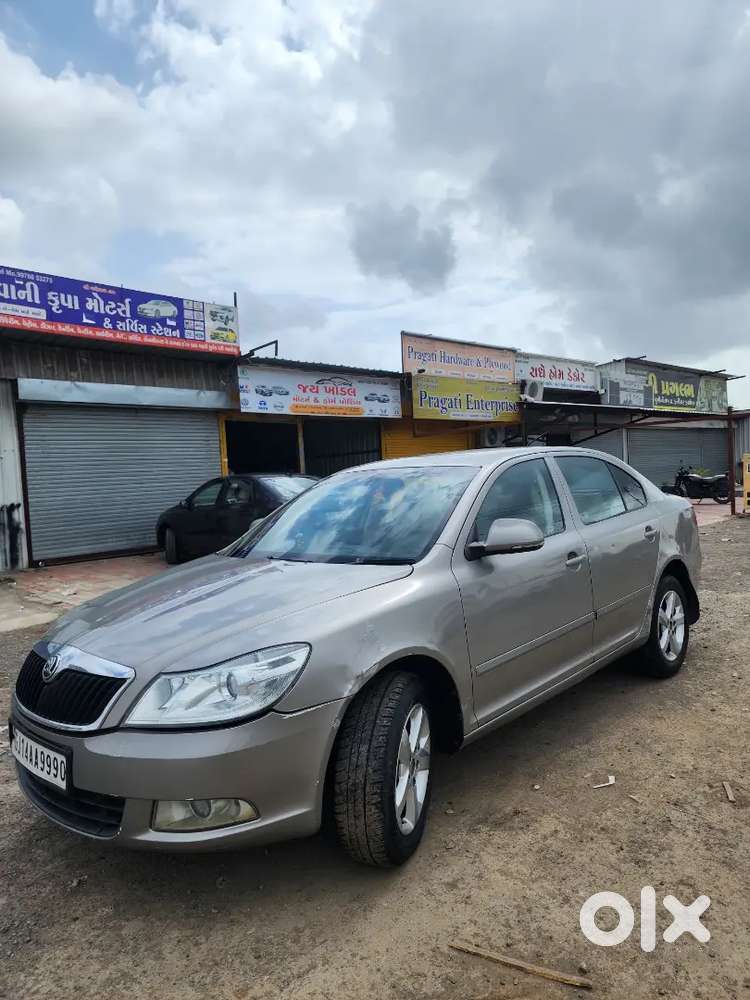 Skoda Laura Ambition 2011