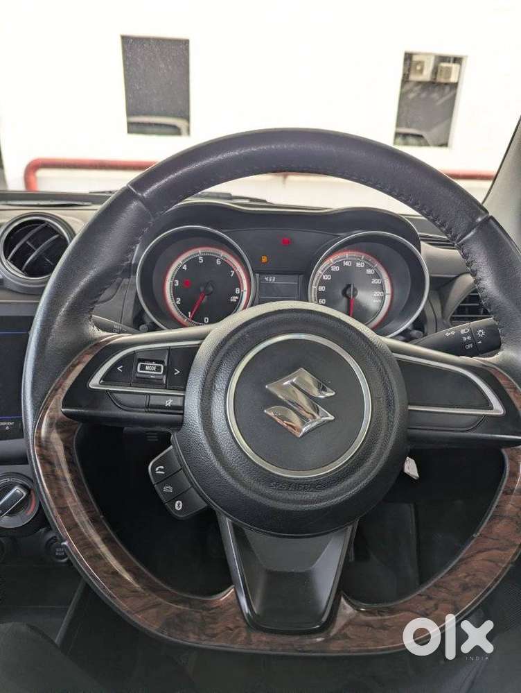 Maruti Suzuki Swift Vxi + Manual, 2023, Petrol