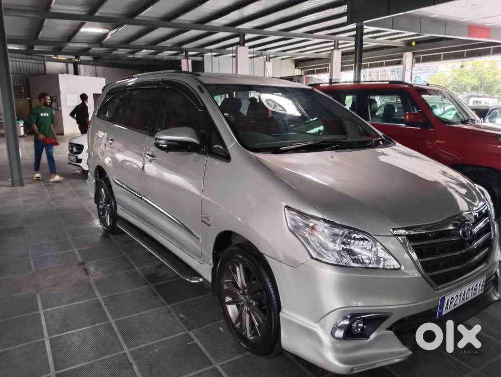 Toyota Innova 2009 Diesel Well Maintained