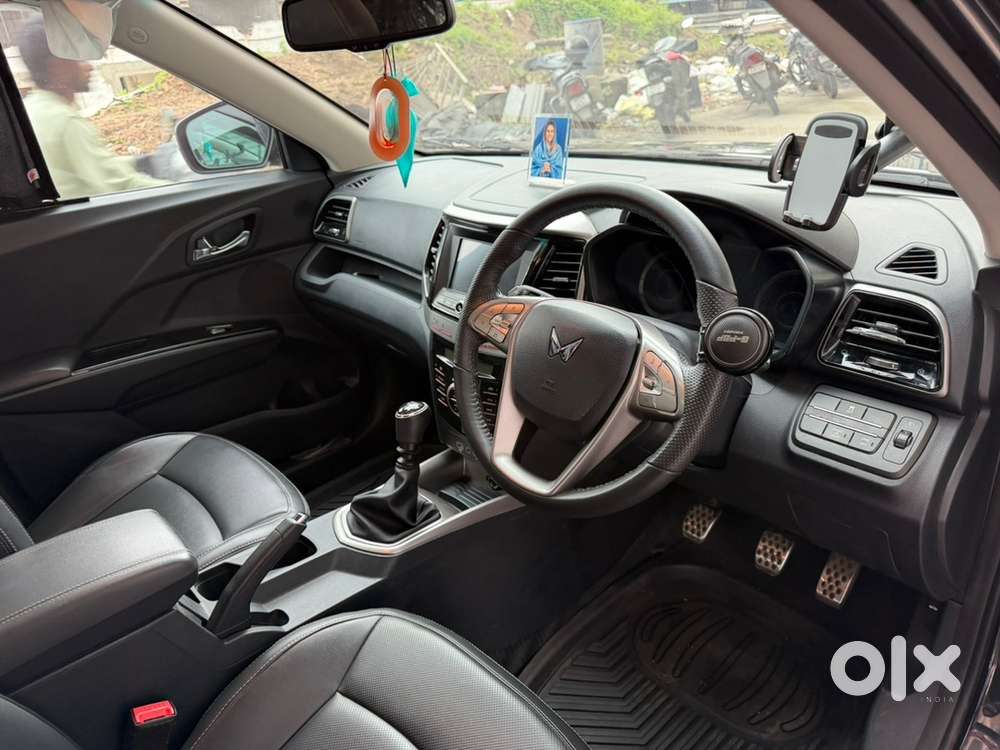 Mahindra Xuv300 Turbosport 2025
