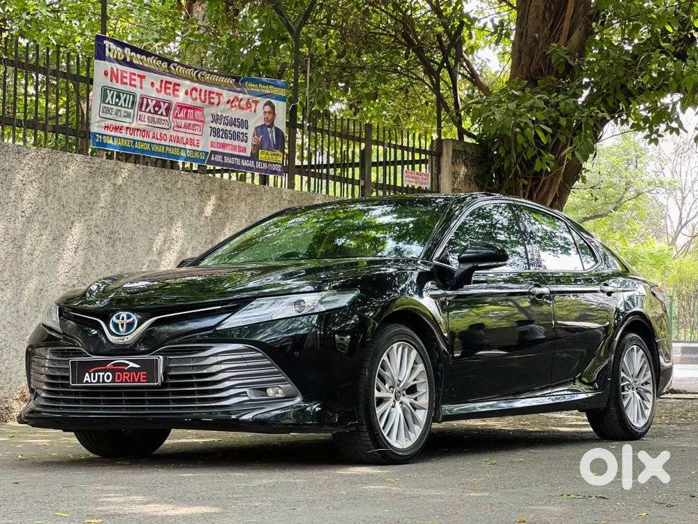 Toyota Camry Hybrid, 2019, Petrol