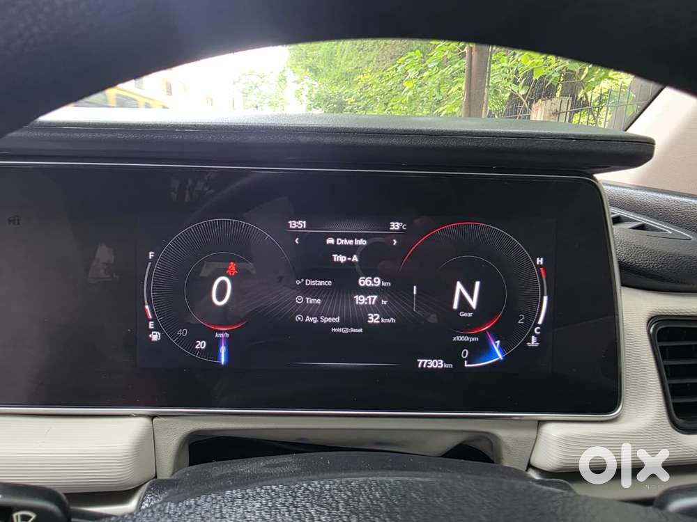 Mahindra Xuv700 2.2 Ax 5 Diesel Mt 7 Str, 2022, Diesel