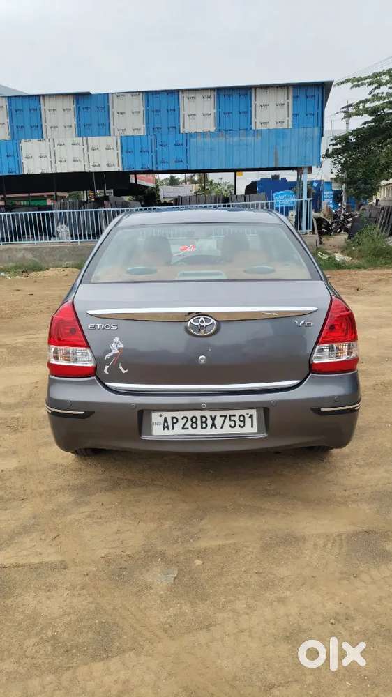 Toyota Etios 2013 Diesel Well Maintained