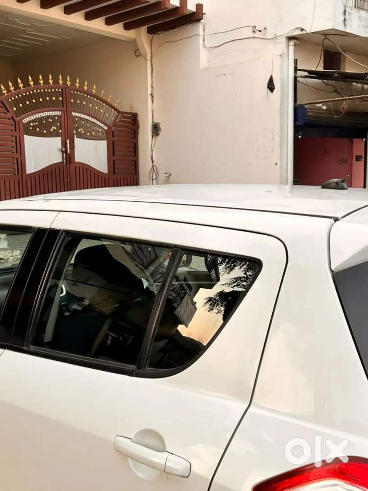 Maruti Suzuki Swift 2014 Petrol 42000 Km Driven