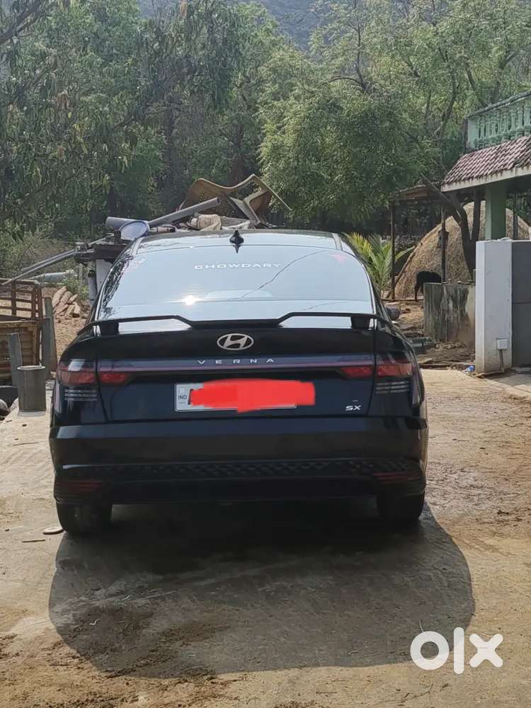 Hyundai Verna 2025 Petrol 33000 Km Driven