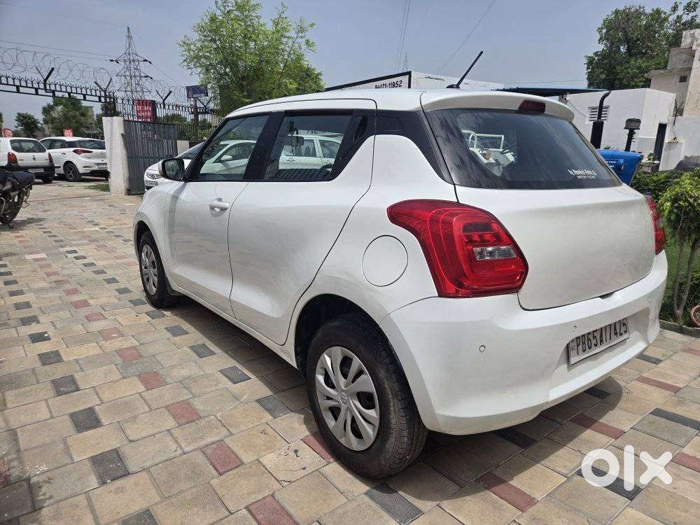 Maruti Suzuki Swift Vxi, 2020, Petrol